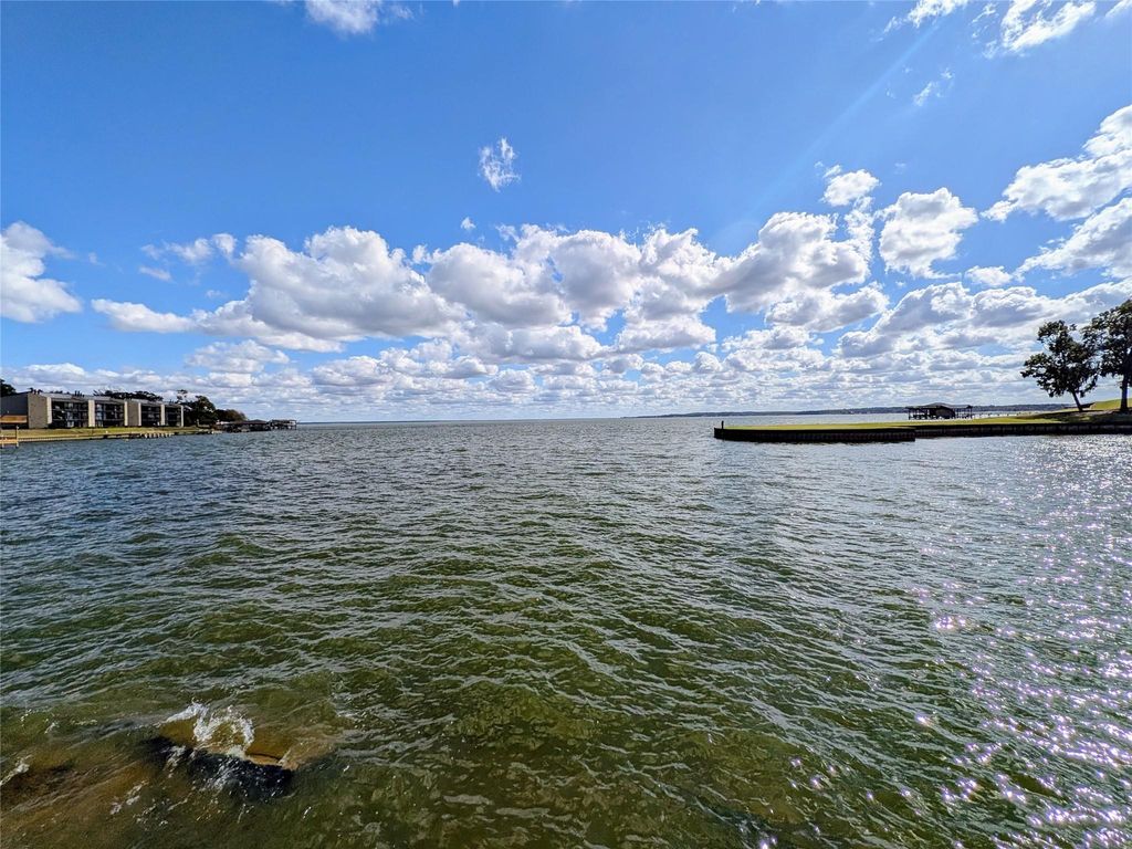 11 Castaway Lane, Coldspring, TX 77331