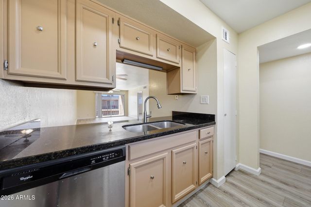 7436 E CHAPARRAL Road 260B, Scottsdale, AZ 85250