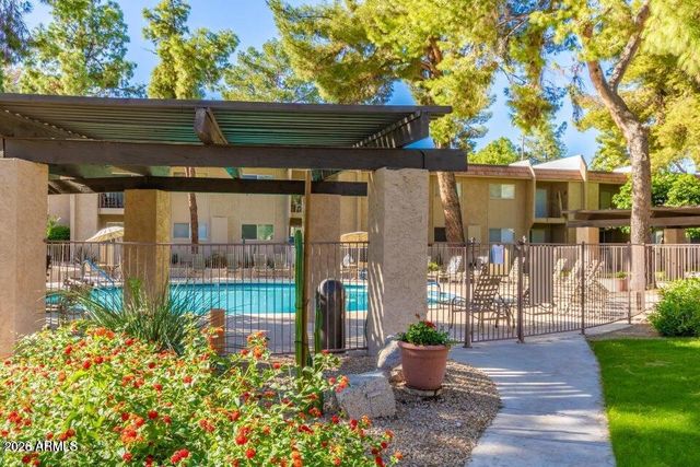 7436 E CHAPARRAL Road 260B, Scottsdale, AZ 85250