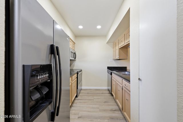 7436 E CHAPARRAL Road 260B, Scottsdale, AZ 85250