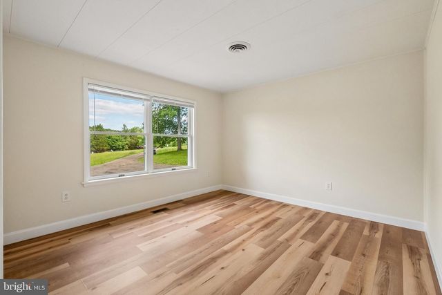 12301 GALLAHAN RD, Clinton, MD 20735