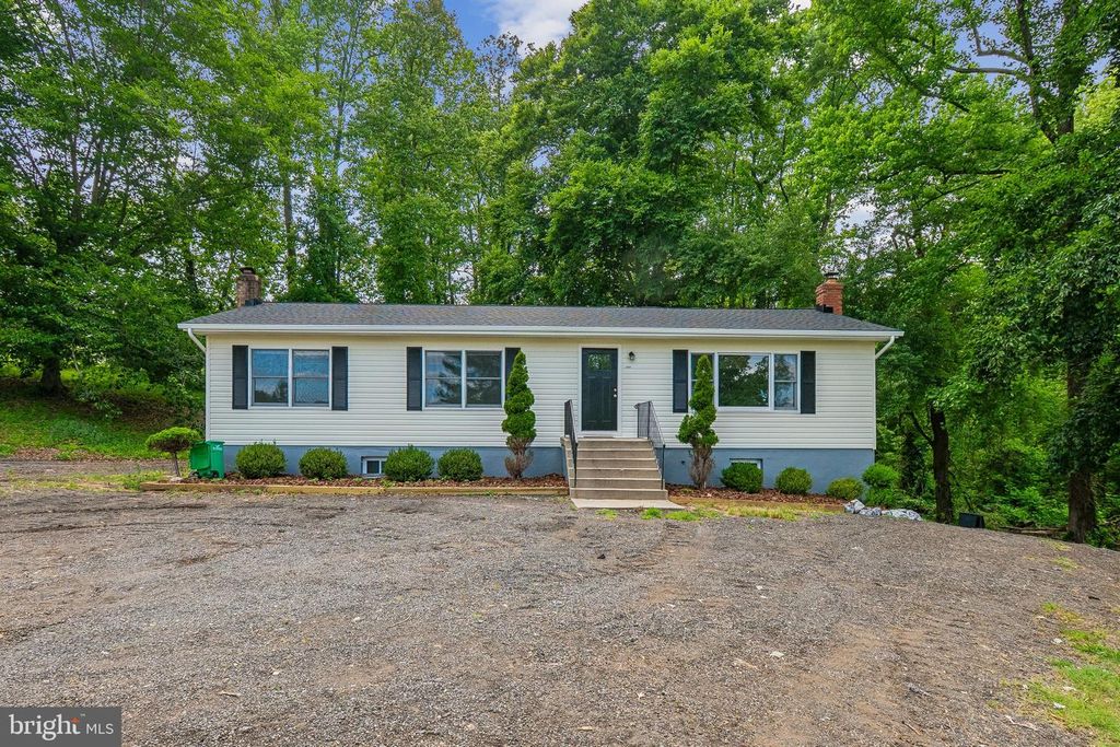 Image 1 of property listing at 12301 GALLAHAN RD, Clinton, MD 20735
