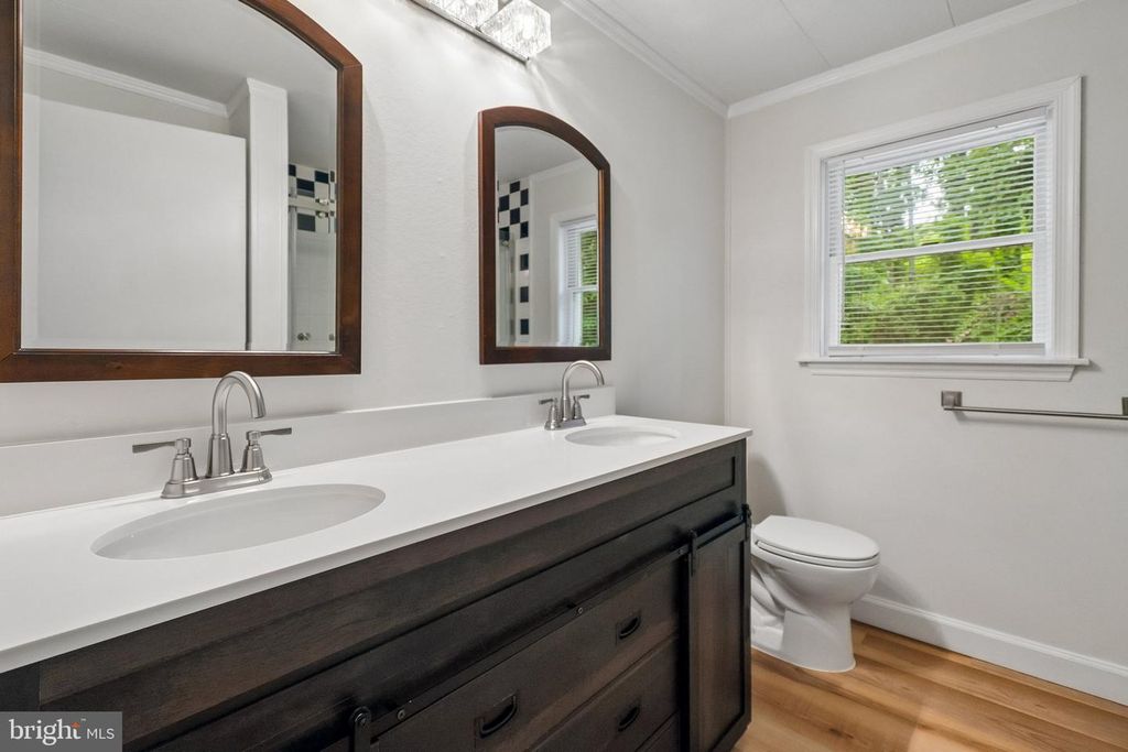Image 10 of property listing at 12301 GALLAHAN RD, Clinton, MD 20735