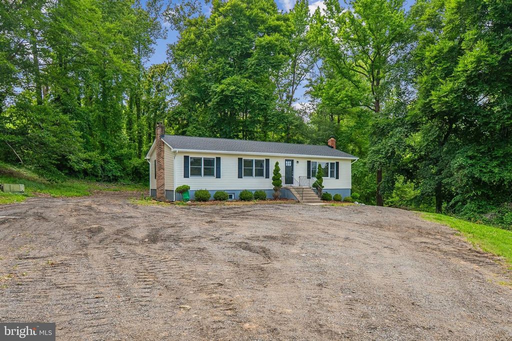 Image 2 of property listing at 12301 GALLAHAN RD, Clinton, MD 20735
