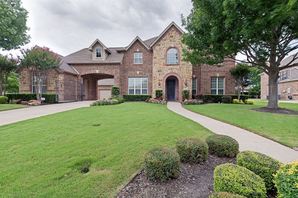 2416 Top Rail Lane, Southlake, TX 76092