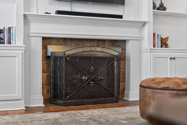 2012 Blackhorse Lane, Lexington, KY 40503