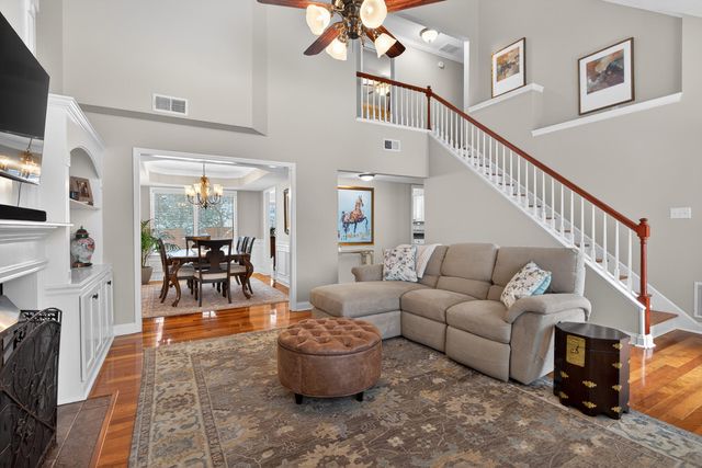 2012 Blackhorse Lane, Lexington, KY 40503