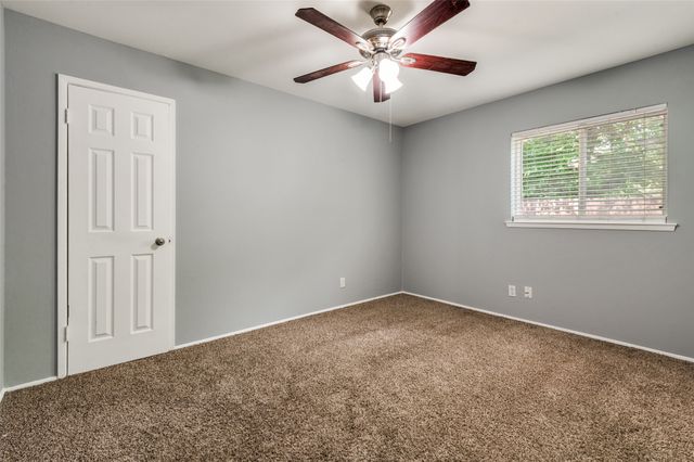 2306 Lakeland Place, Carrollton, TX 75006