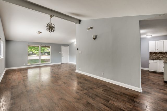 2306 Lakeland Place, Carrollton, TX 75006