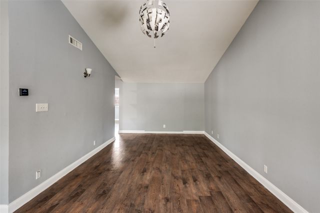 2306 Lakeland Place, Carrollton, TX 75006