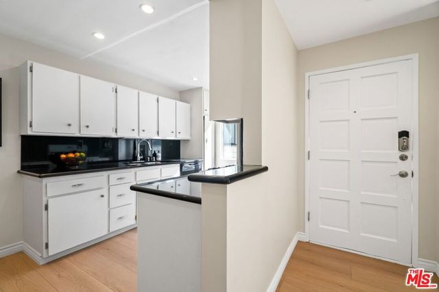 1336 Princeton Street 2, Santa Monica, CA 90404