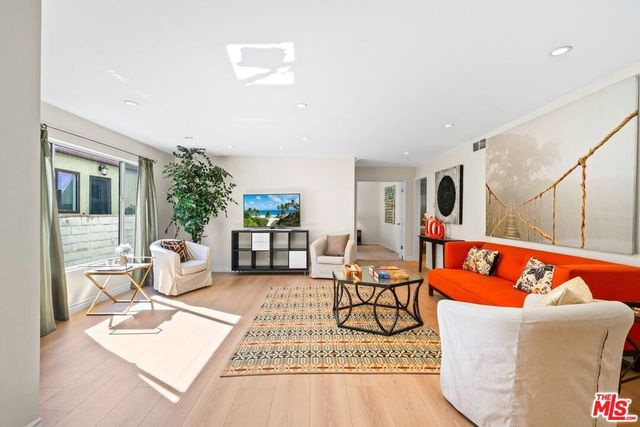 1336 Princeton Street 2, Santa Monica, CA 90404