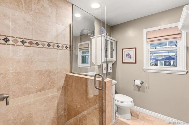 2677 Jefferson St, Carlsbad, CA 92008