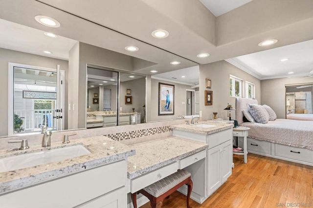 2677 Jefferson St, Carlsbad, CA 92008