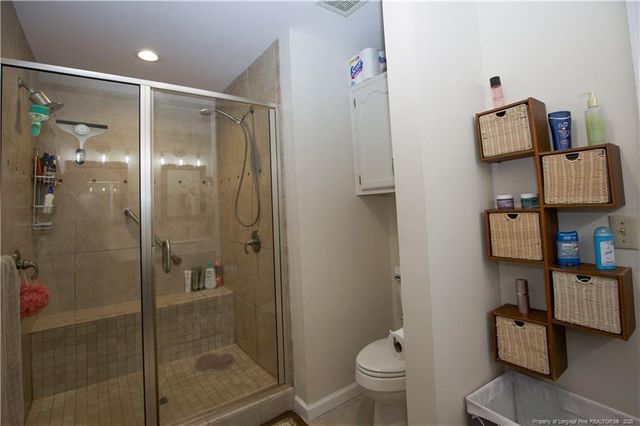 104 Oxford Court, West End, NC 27376