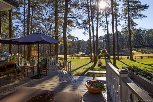 104 Oxford Court, West End, NC 27376