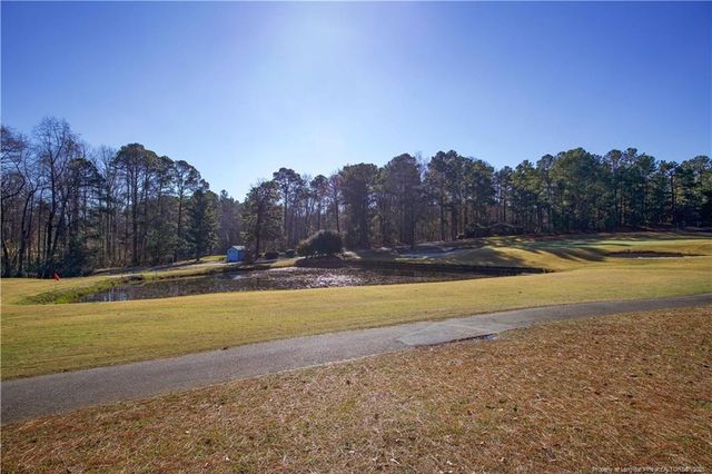 104 Oxford Court, West End, NC 27376