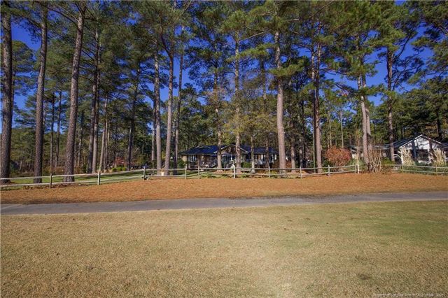 104 Oxford Court, West End, NC 27376