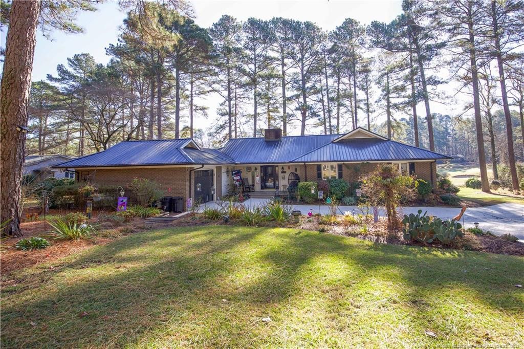 104 Oxford Court, West End, NC 27376