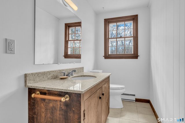 94 Quonnipaug Hill Road, Guilford, CT 06437