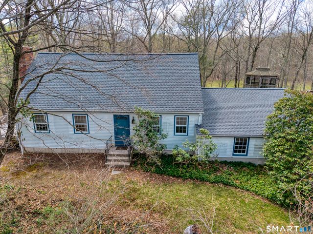 94 Quonnipaug Hill Road, Guilford, CT 06437