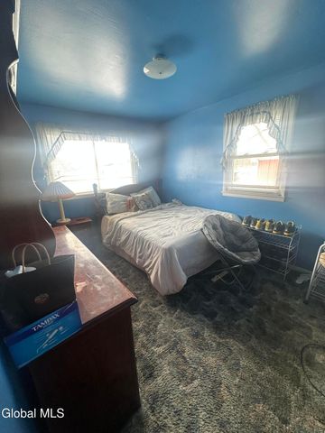 3307 Woodlawn Avenue, Schenectady, NY 12304