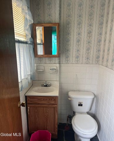 3307 Woodlawn Avenue, Schenectady, NY 12304