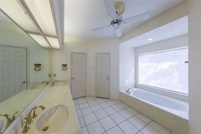 2119 Antibes Drive, Carrollton, TX 75006