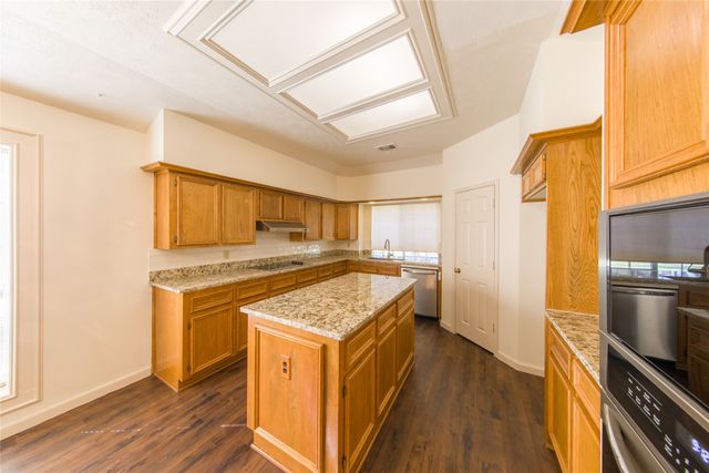 2119 Antibes Drive, Carrollton, TX 75006