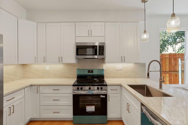 3445 Shadowbrook Dr, Stockton, CA 95219