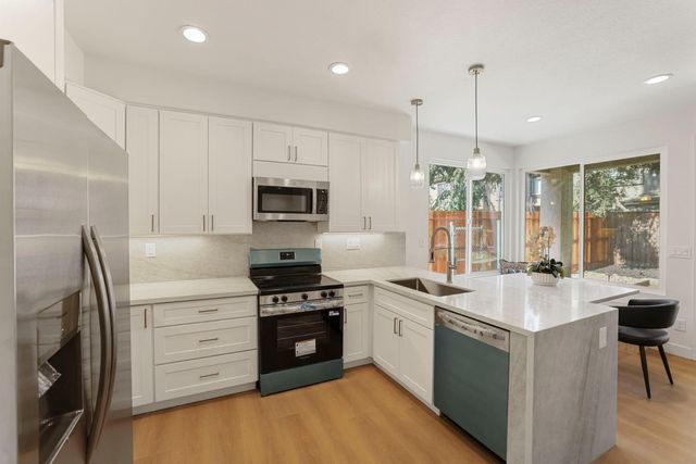 3445 Shadowbrook Dr, Stockton, CA 95219