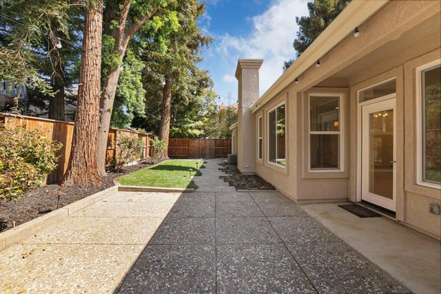 3445 Shadowbrook Dr, Stockton, CA 95219