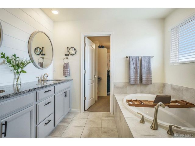 8078 S Yantley Ct, Aurora, CO 80016