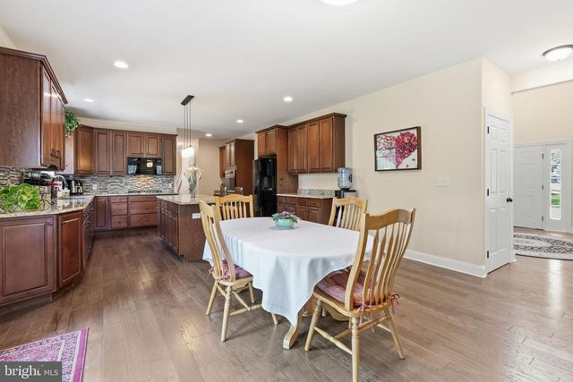 809 SHAVERTOWN RD, Garnet Valley, PA 19060