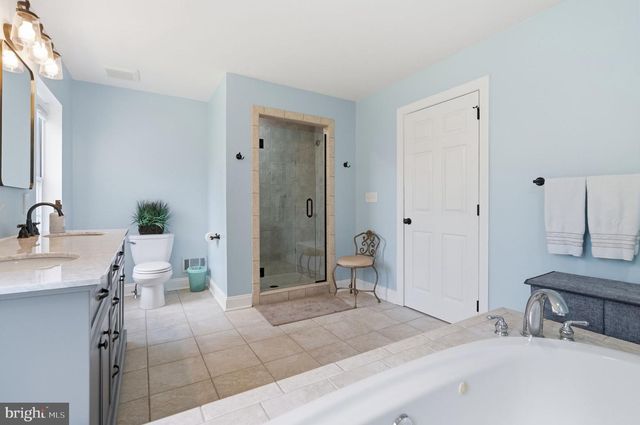 809 SHAVERTOWN RD, Garnet Valley, PA 19060
