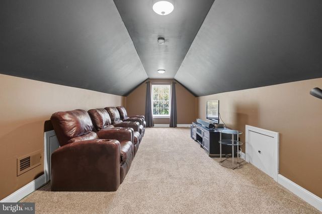 809 SHAVERTOWN RD, Garnet Valley, PA 19060