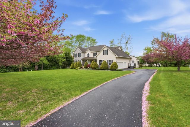 809 SHAVERTOWN RD, Garnet Valley, PA 19060