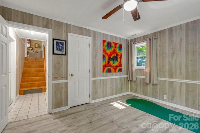 1199 Deer Park Lake Road, Spruce Pine, NC 28777