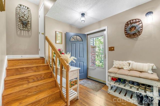1199 Deer Park Lake Road, Spruce Pine, NC 28777