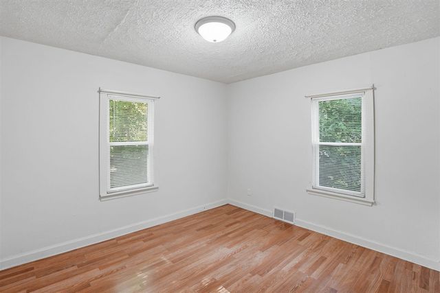 1027 Monroe Street, Benton Harbor, MI 49022