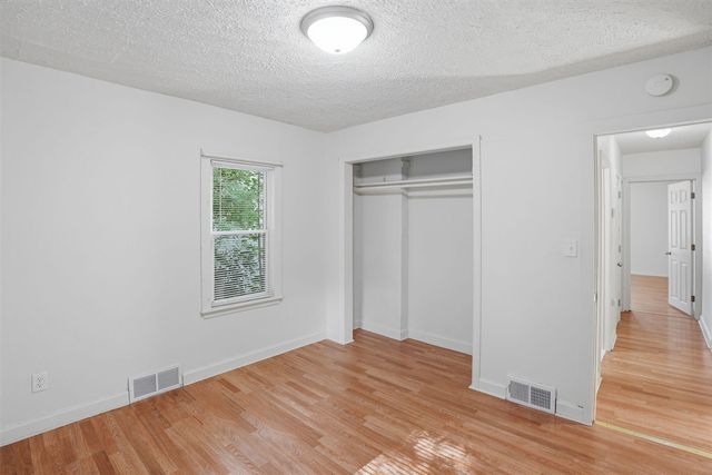 1027 Monroe Street, Benton Harbor, MI 49022