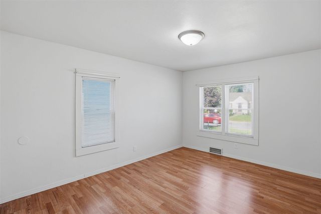 1027 Monroe Street, Benton Harbor, MI 49022