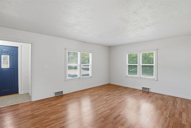 1027 Monroe Street, Benton Harbor, MI 49022