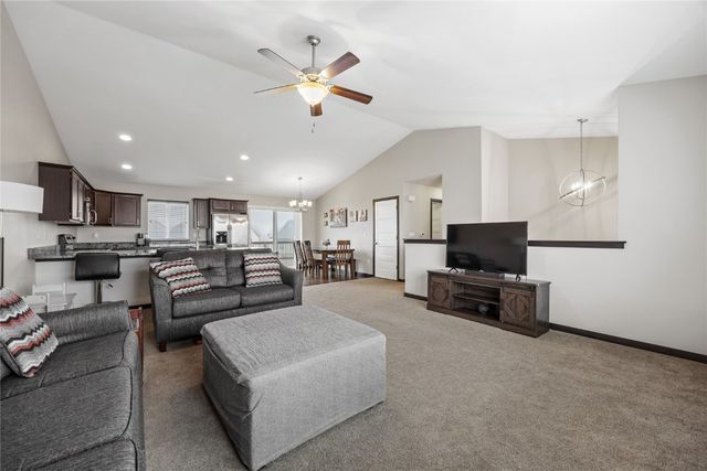 865 Franklin Street, North Liberty, IA 52317