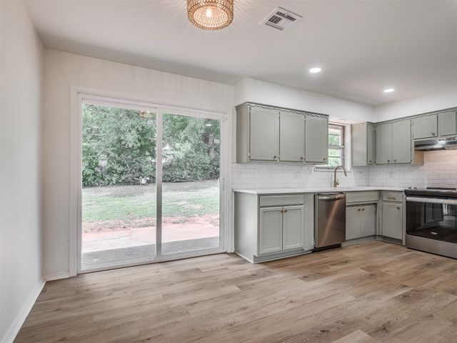 3517 Frostwood Terrace, Del City, OK 73115