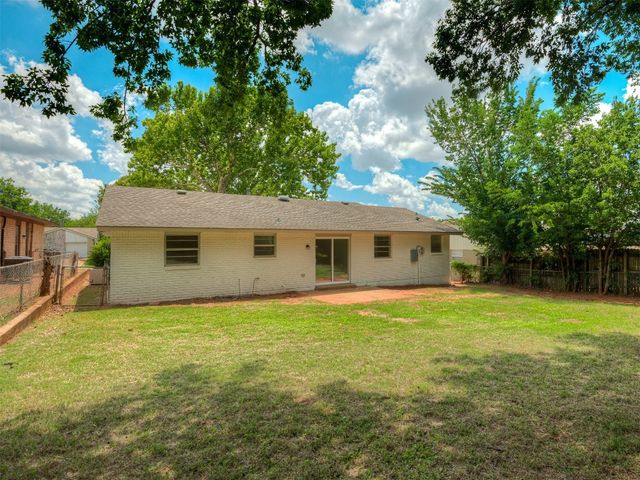 3517 Frostwood Terrace, Del City, OK 73115
