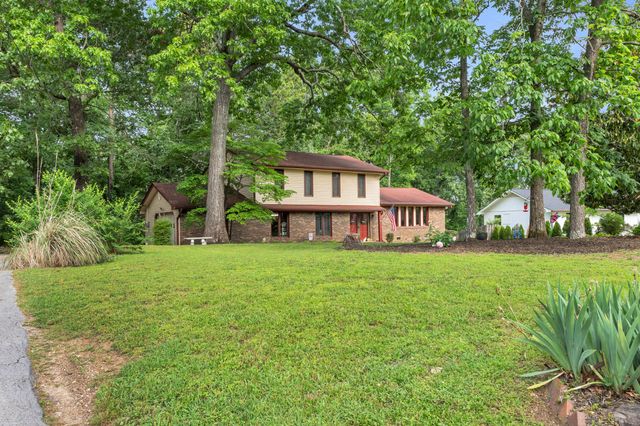 918 Stone Crest Circle, Chattanooga, TN 37421
