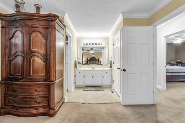 918 Stone Crest Circle, Chattanooga, TN 37421