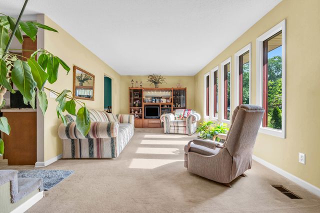 918 Stone Crest Circle, Chattanooga, TN 37421