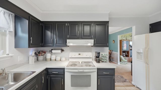 918 Stone Crest Circle, Chattanooga, TN 37421